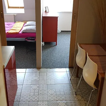 Appartement Studiospanie Cherry *